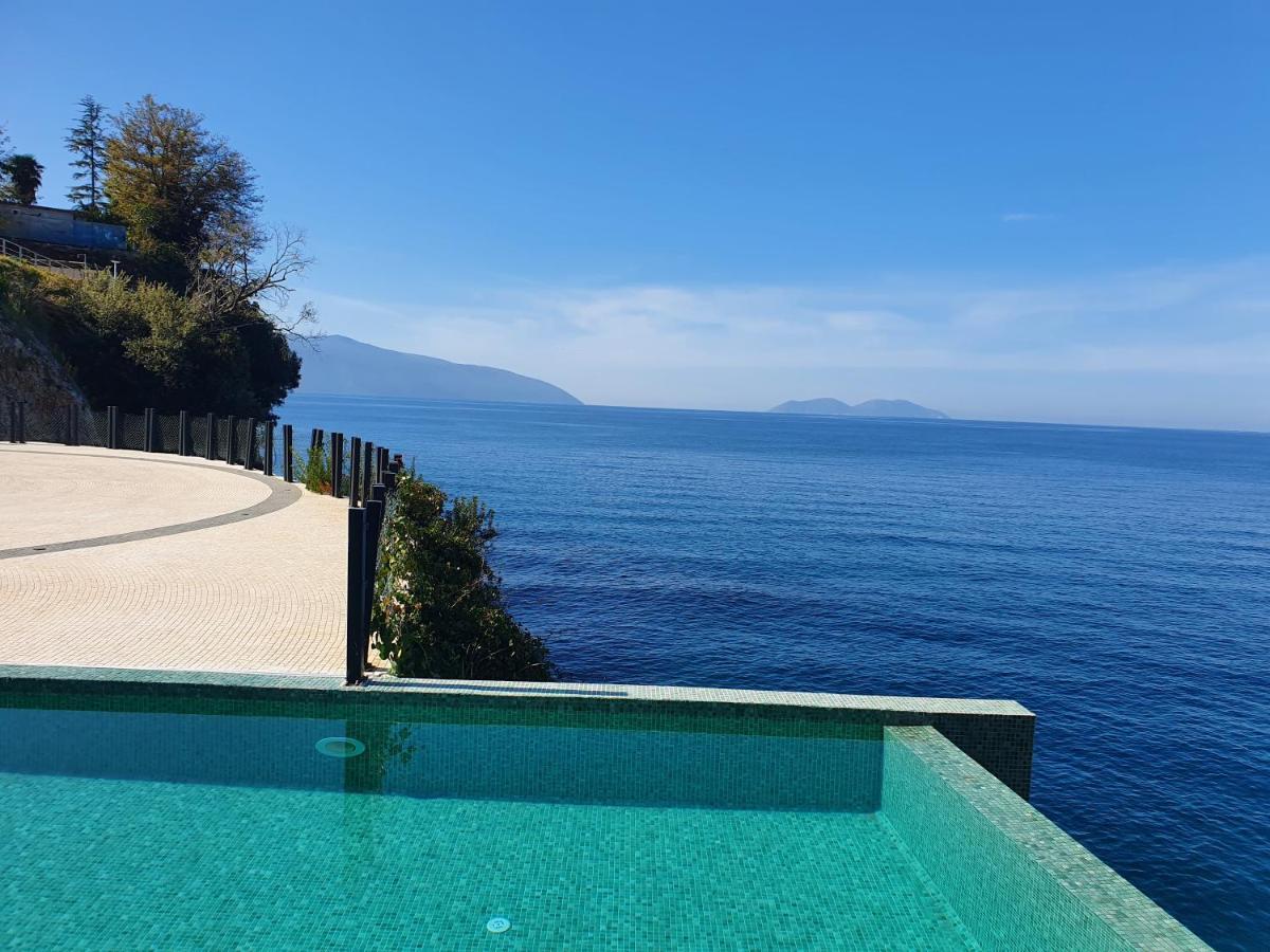 Me Qera Lungomare Mari Vlore