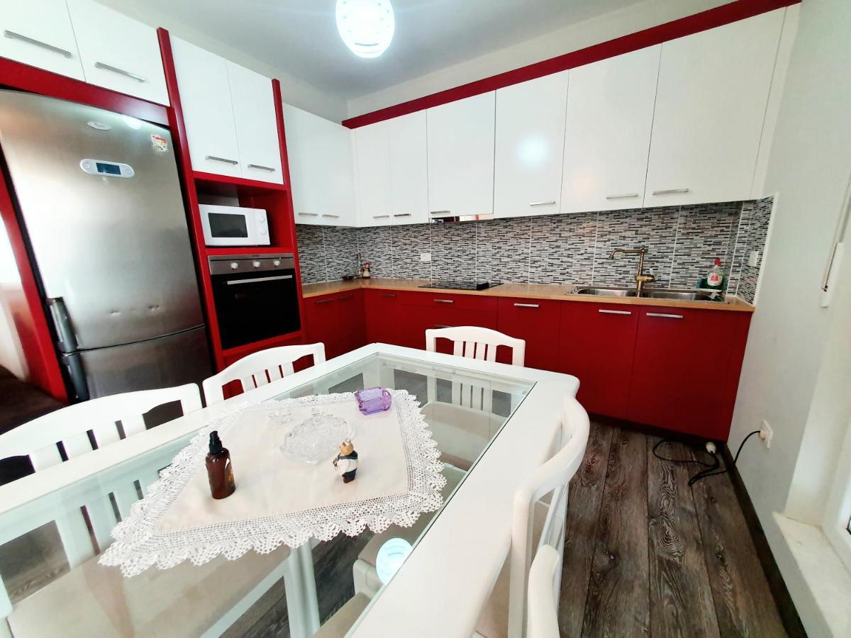 Apartment Me Qera Lungomare Mari
